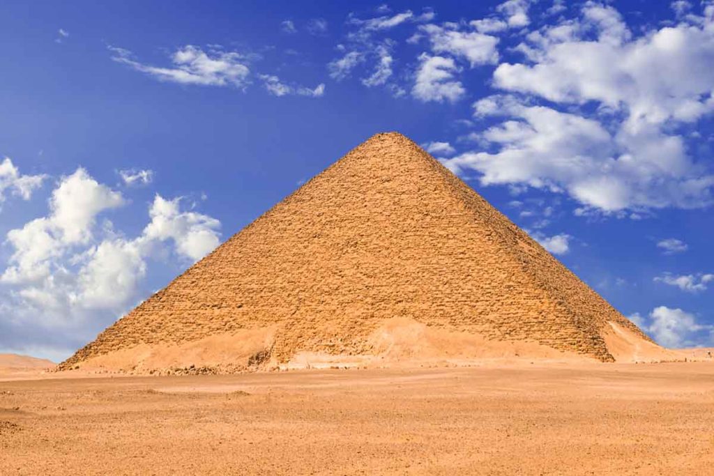 A pirâmide vermelha de Dahshur