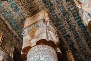 Les couleurs dans les temples de l'Égypte ancienne